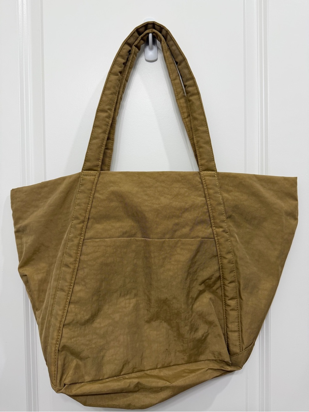 BAGGU Dark Khaki Cloud Tote with Front Pocket